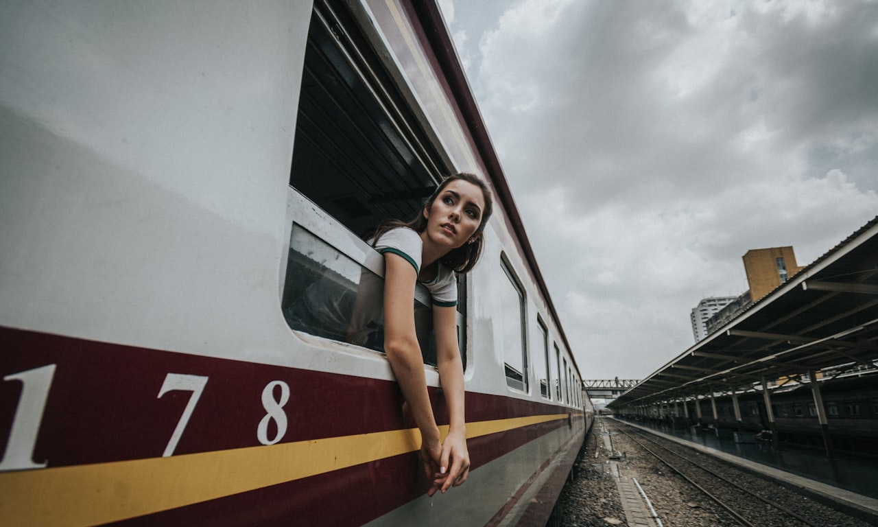 can you lay on train tracks and survive4