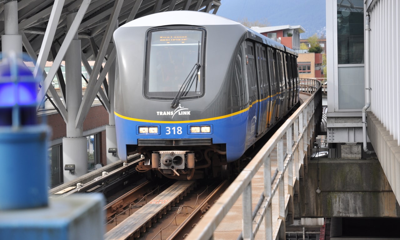how to track train in india4